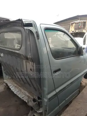 Toyota Fish Front Cut