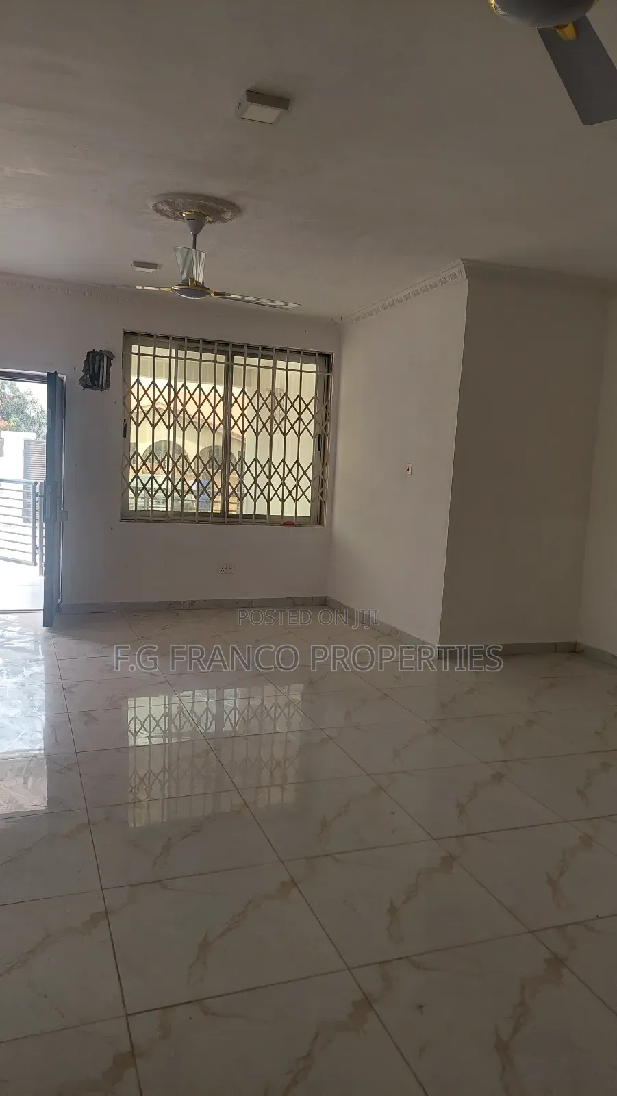3bdrm Apartment in Kg.Franco Properties, Spintex for sale