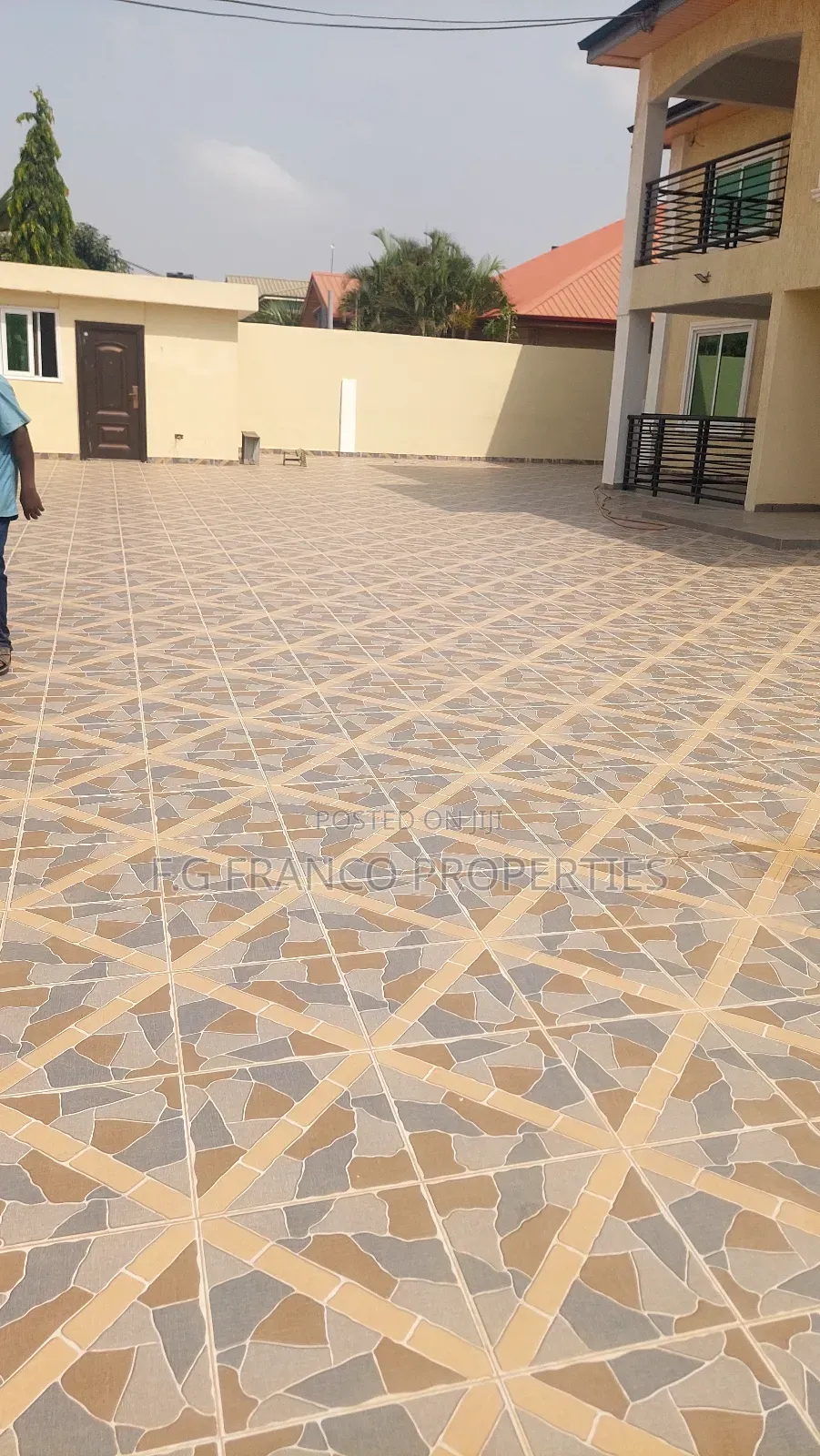 3bdrm Apartment in Kg.Franco Properties, Spintex for sale