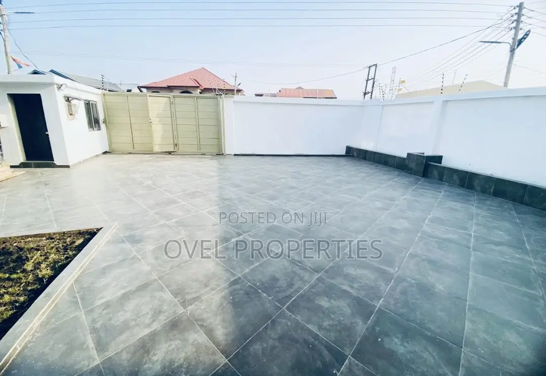 5bdrm House in Dollar Sales, East Legon for sale