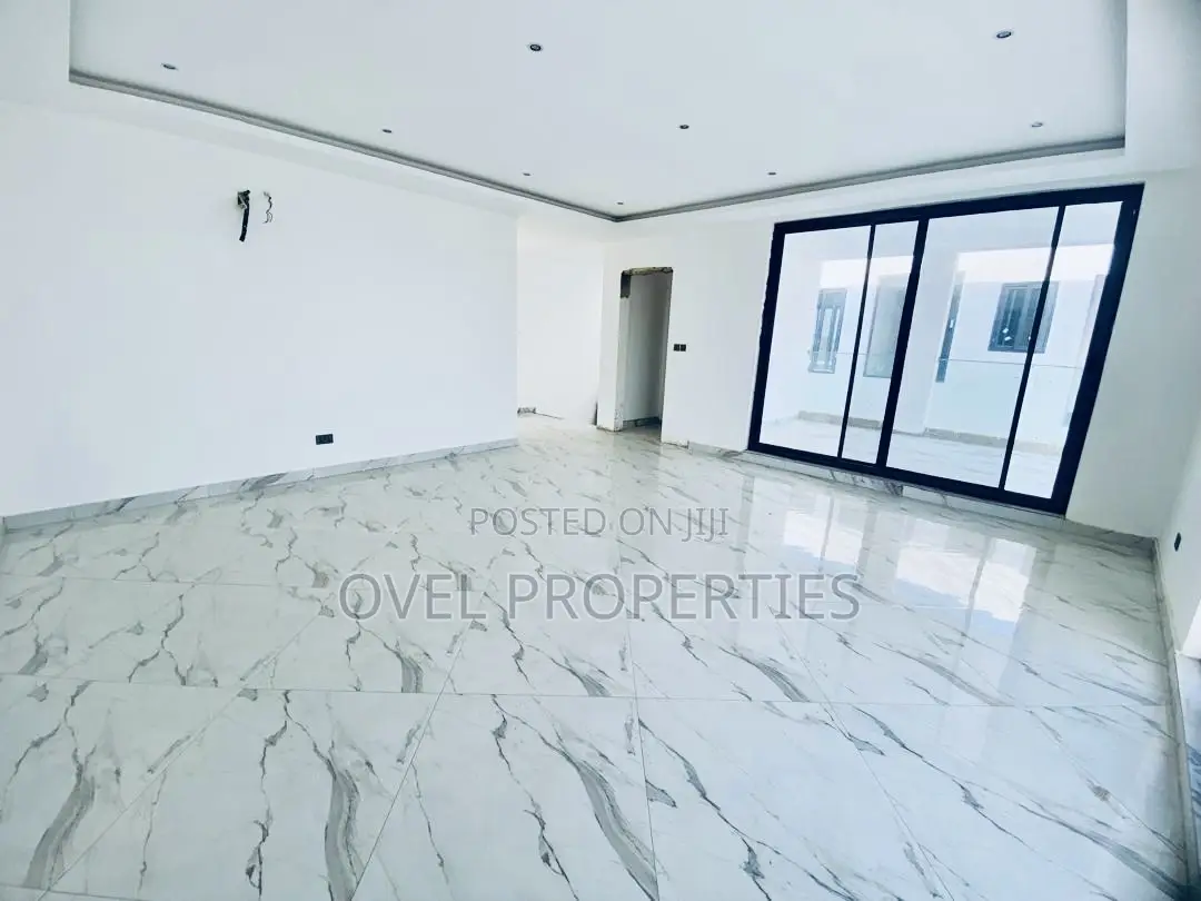 5bdrm House in Dollar Sales, East Legon for sale