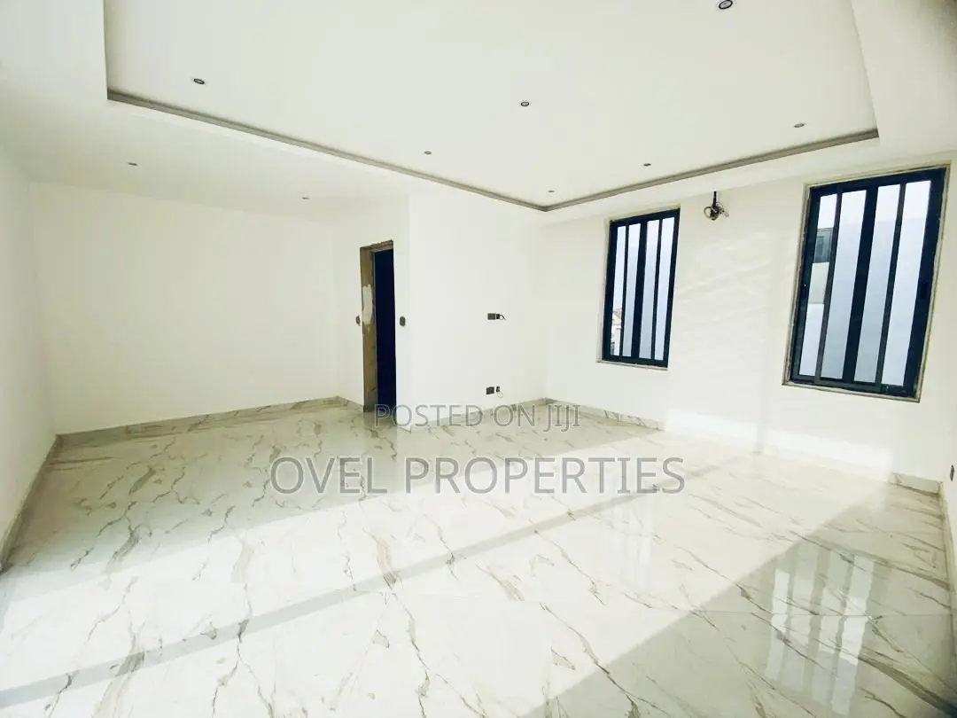 5bdrm House in Dollar Sales, East Legon for sale