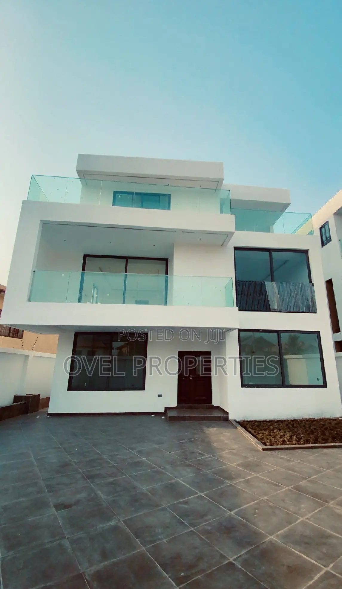 5bdrm House in Dollar Sales, East Legon for sale
