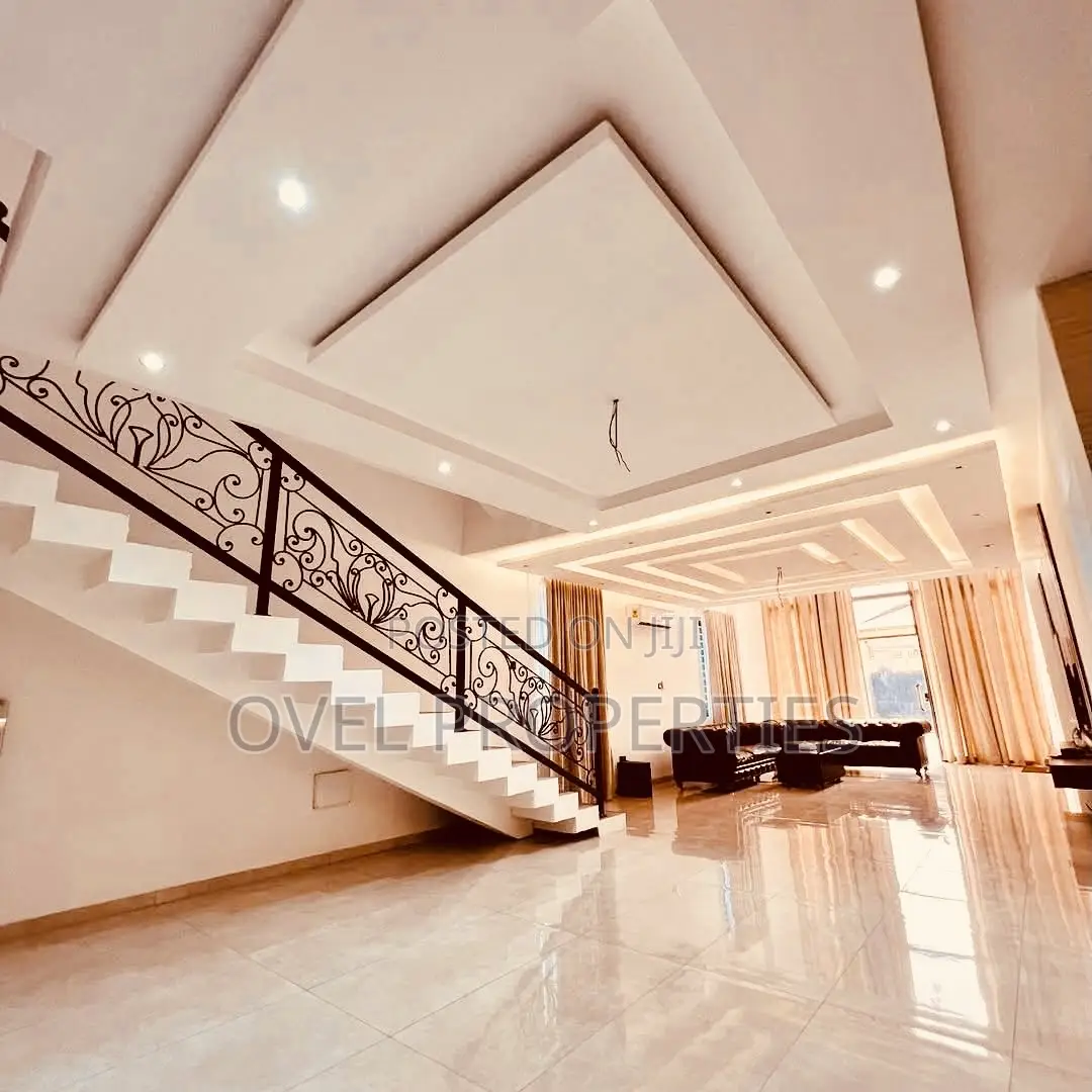Furnished 4bdrm Mansion in Racks, Ashaley Botwe for sale