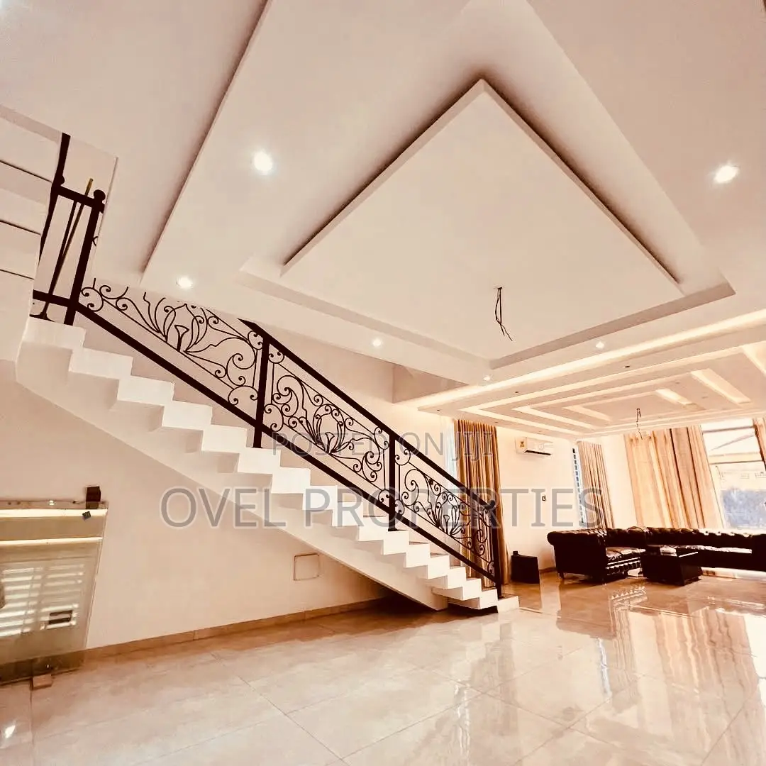 Furnished 4bdrm Mansion in Racks, Ashaley Botwe for sale