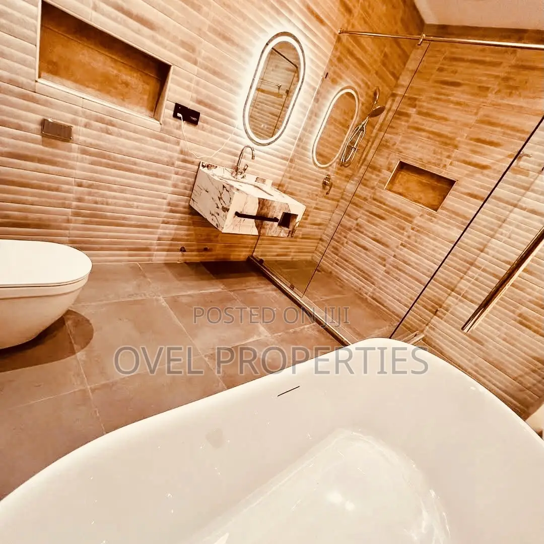 Furnished 4bdrm Mansion in Racks, Ashaley Botwe for sale