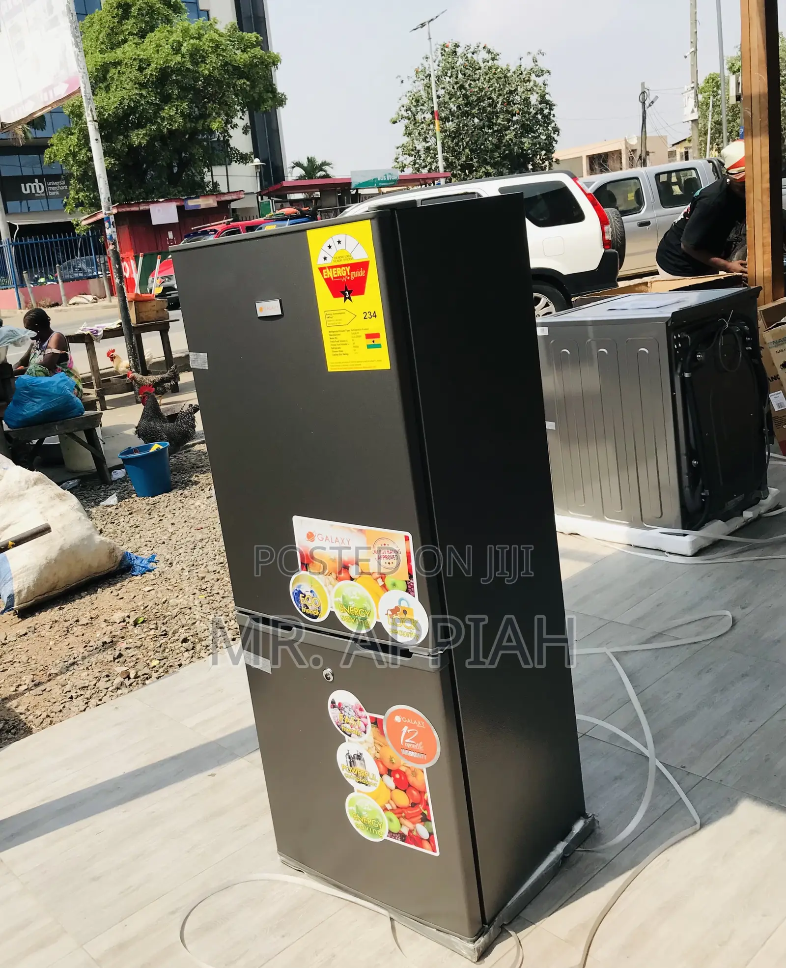 Extremely Chilling Galaxy GLX-200bg Bottom Freezer Fridge.