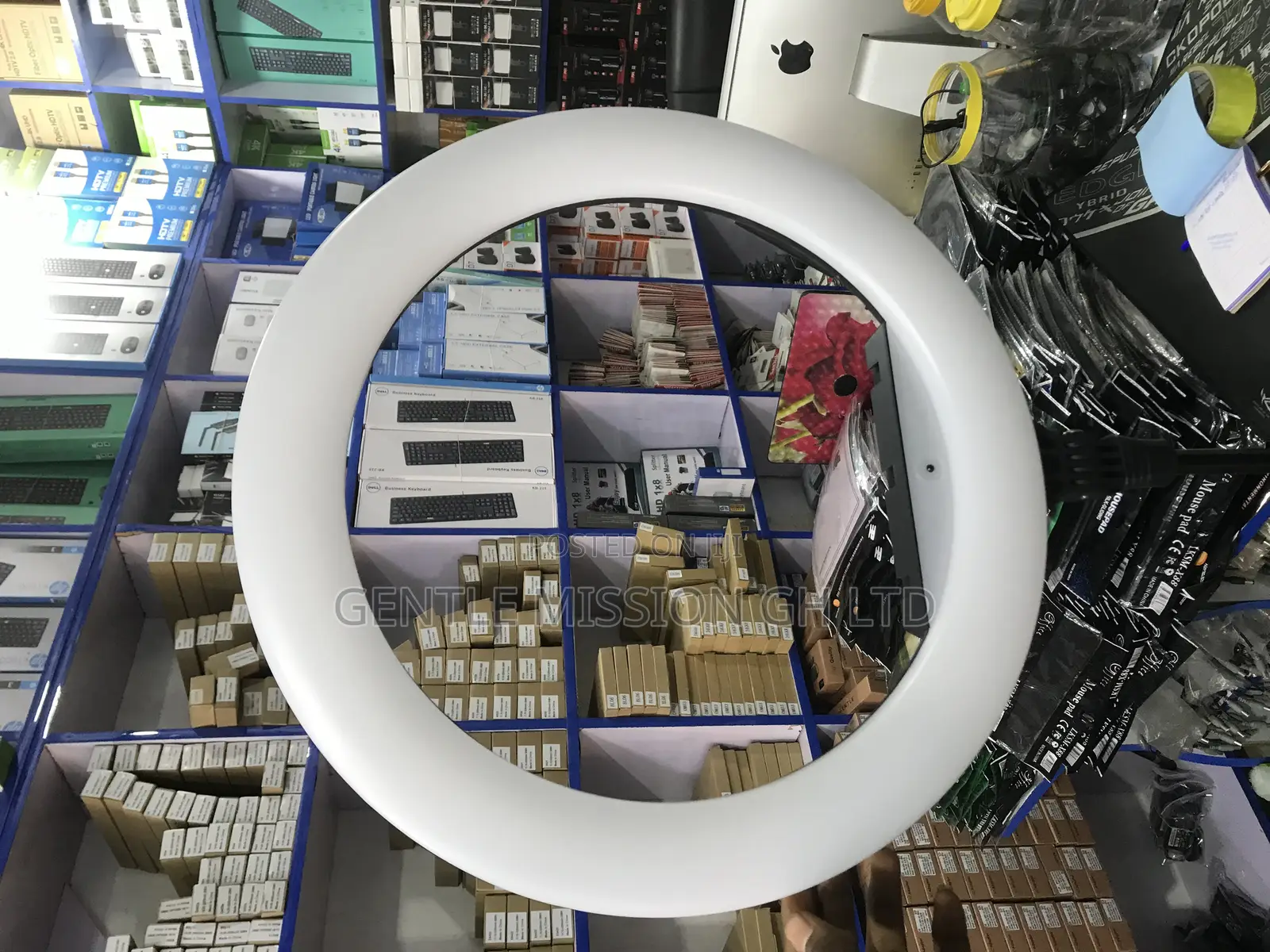 Rechargeable LED Ring Light 18inch