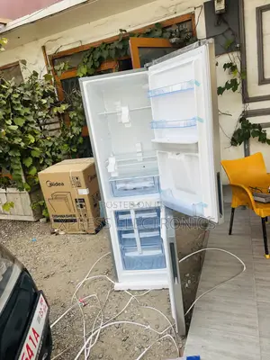 Brand New Pf 334 BWD 251L Water Dispenser Fridge