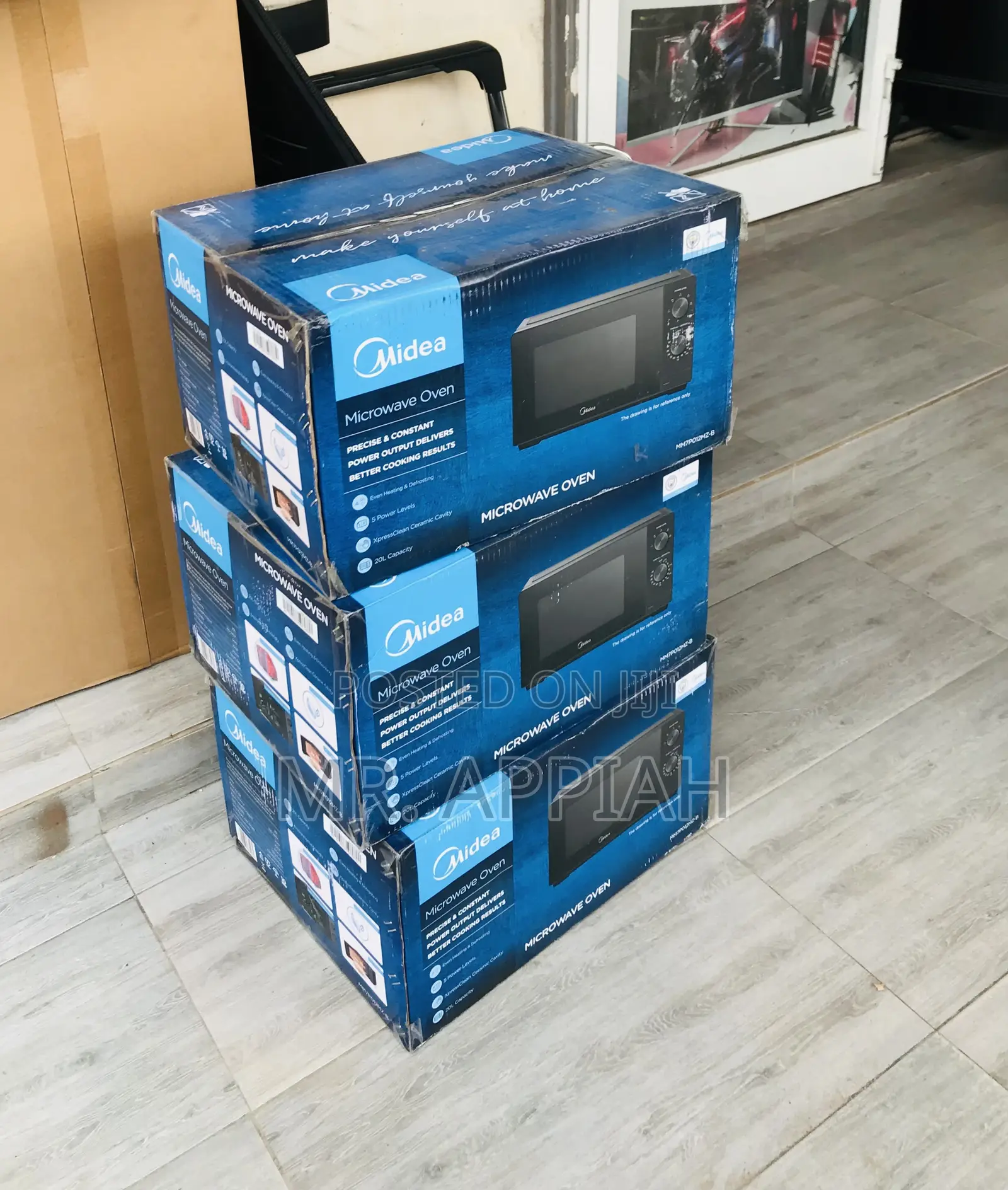 Purchase Midea 20ltr Electric Countertop Microwave(Black).