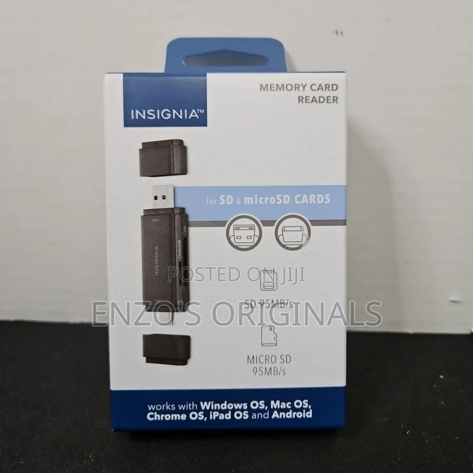 Sd Micro Sd Card Reader Usb-c Or Usb-a 3.0 Host Insignia
