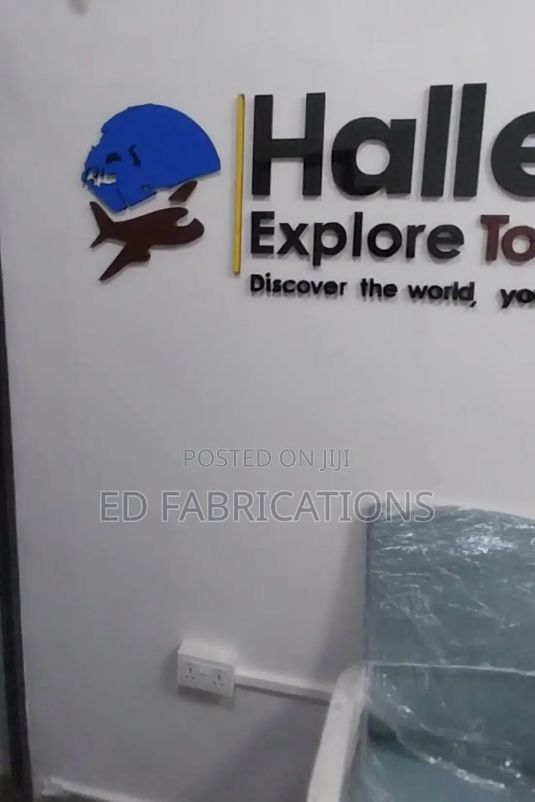 3D and 2D Indoor Signage