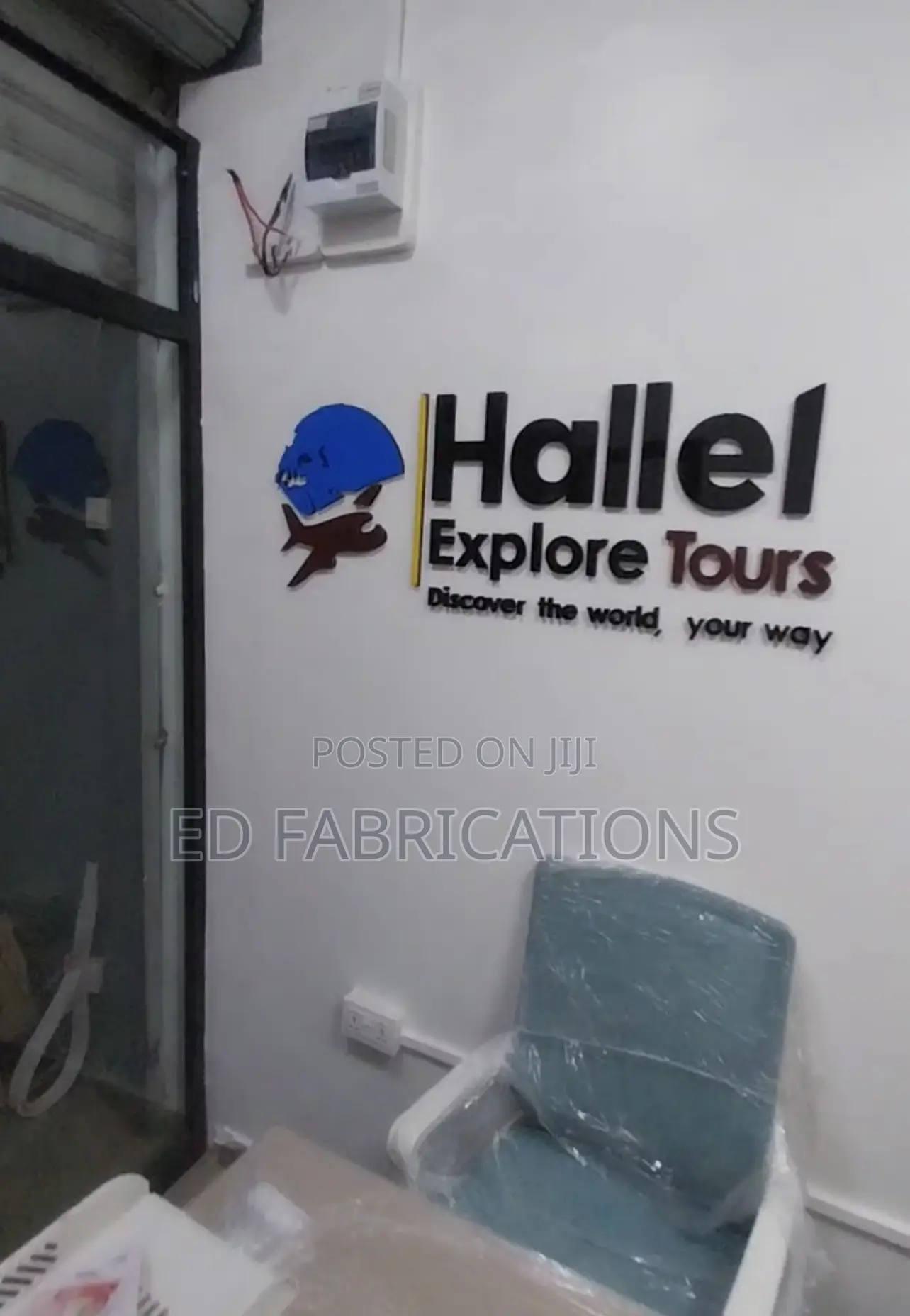 3D and 2D Indoor Signage