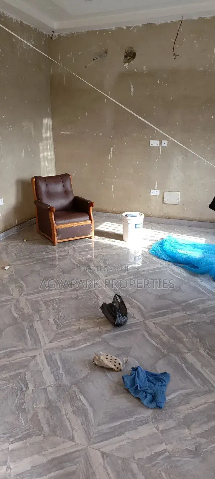 4bdrm House in Kotoku, Amasaman for sale