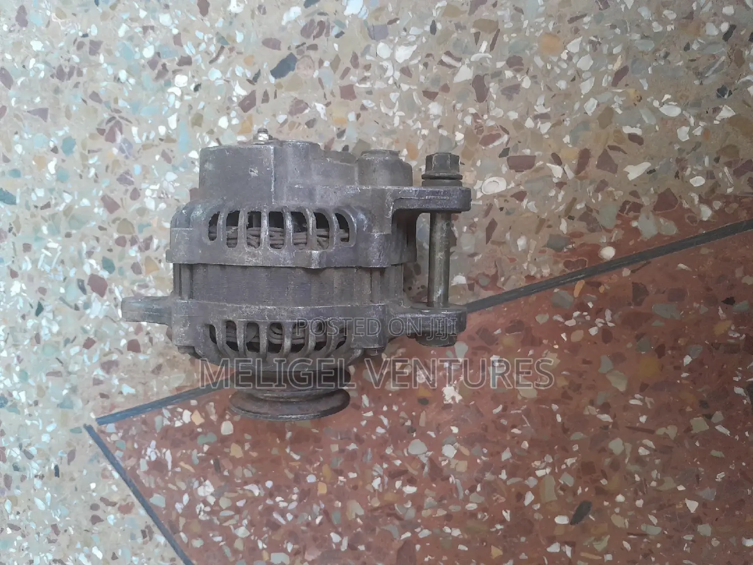 Alternator for Mitsubishi Montero / Pajero