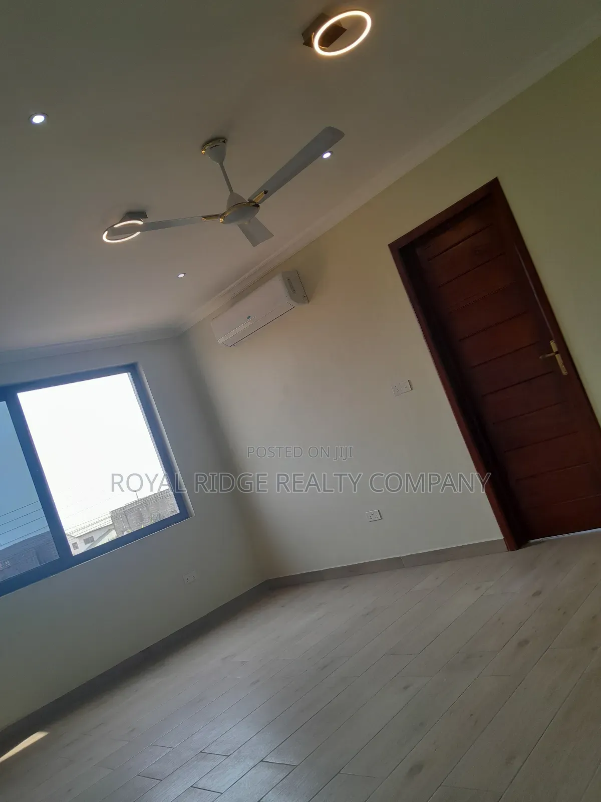 4bdrm Townhouse / Terrace in Tseaddo, Accra Metropolitan for rent