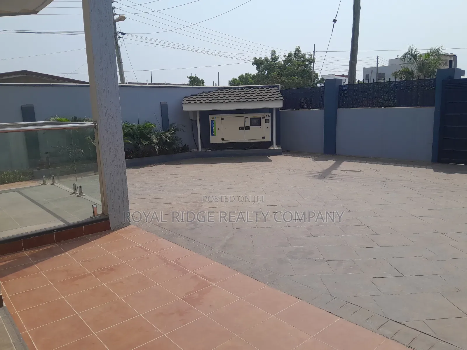 4bdrm Townhouse / Terrace in Tseaddo, Accra Metropolitan for rent