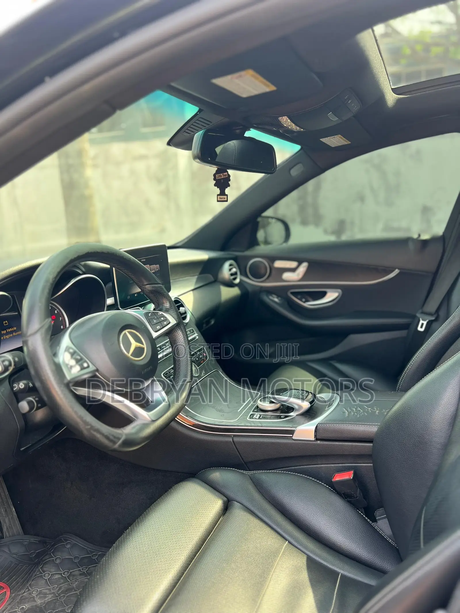 Mercedes-Benz C300 2016 Black