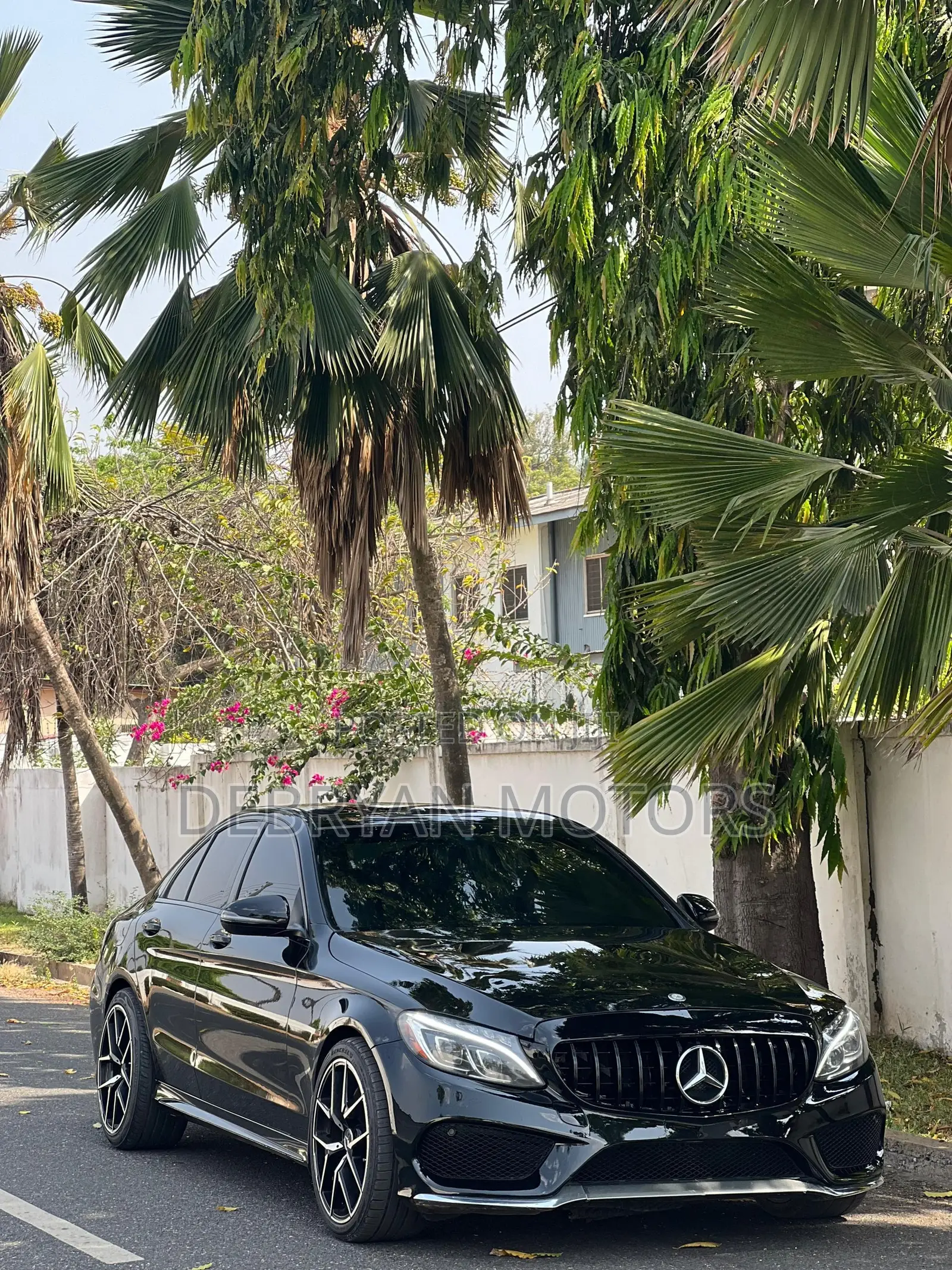 Mercedes-Benz C300 2016 Black