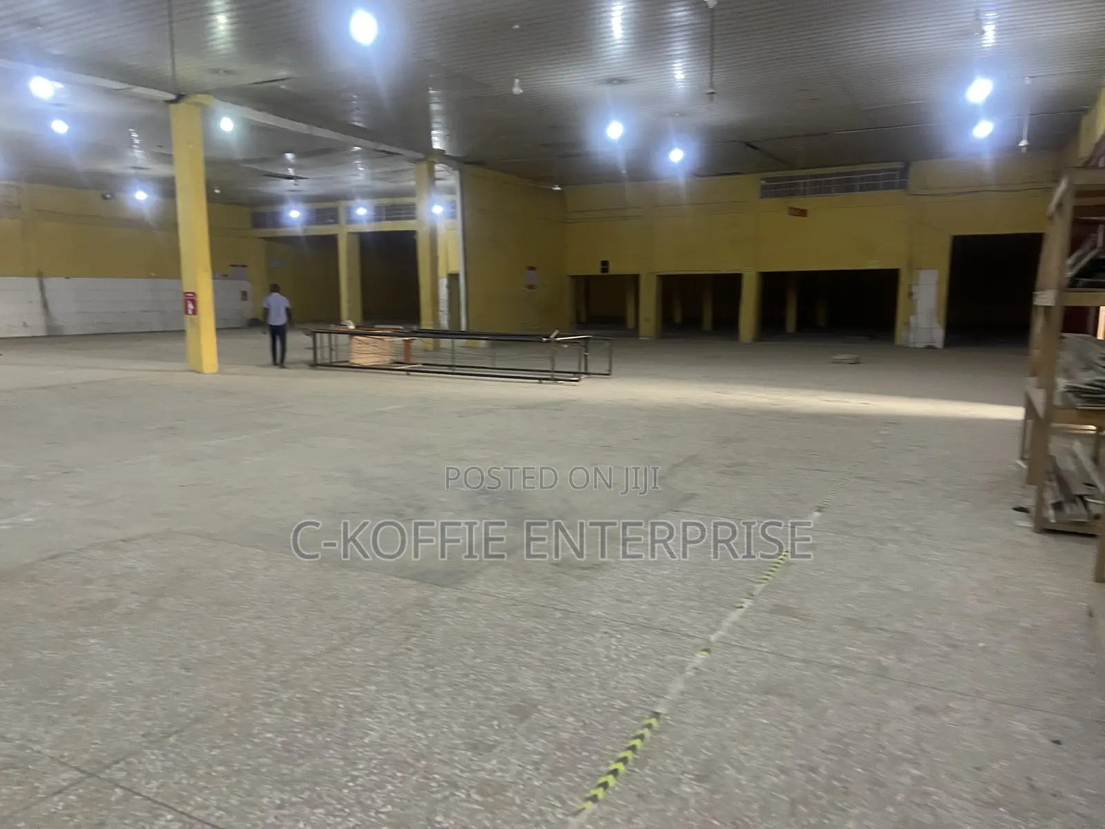 2700 SQM Warehouse at Spintex for Rent