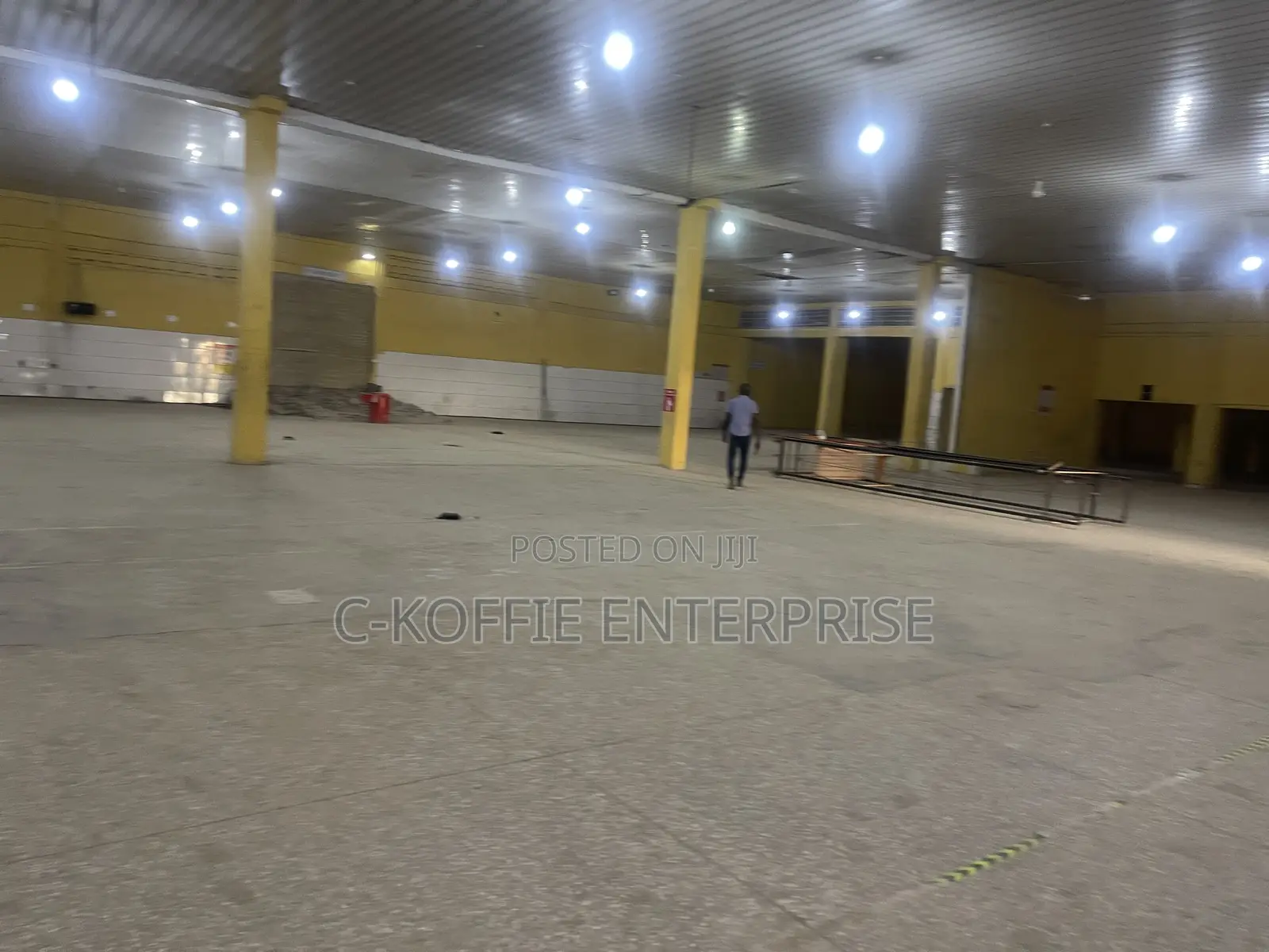 2700 SQM Warehouse at Spintex for Rent