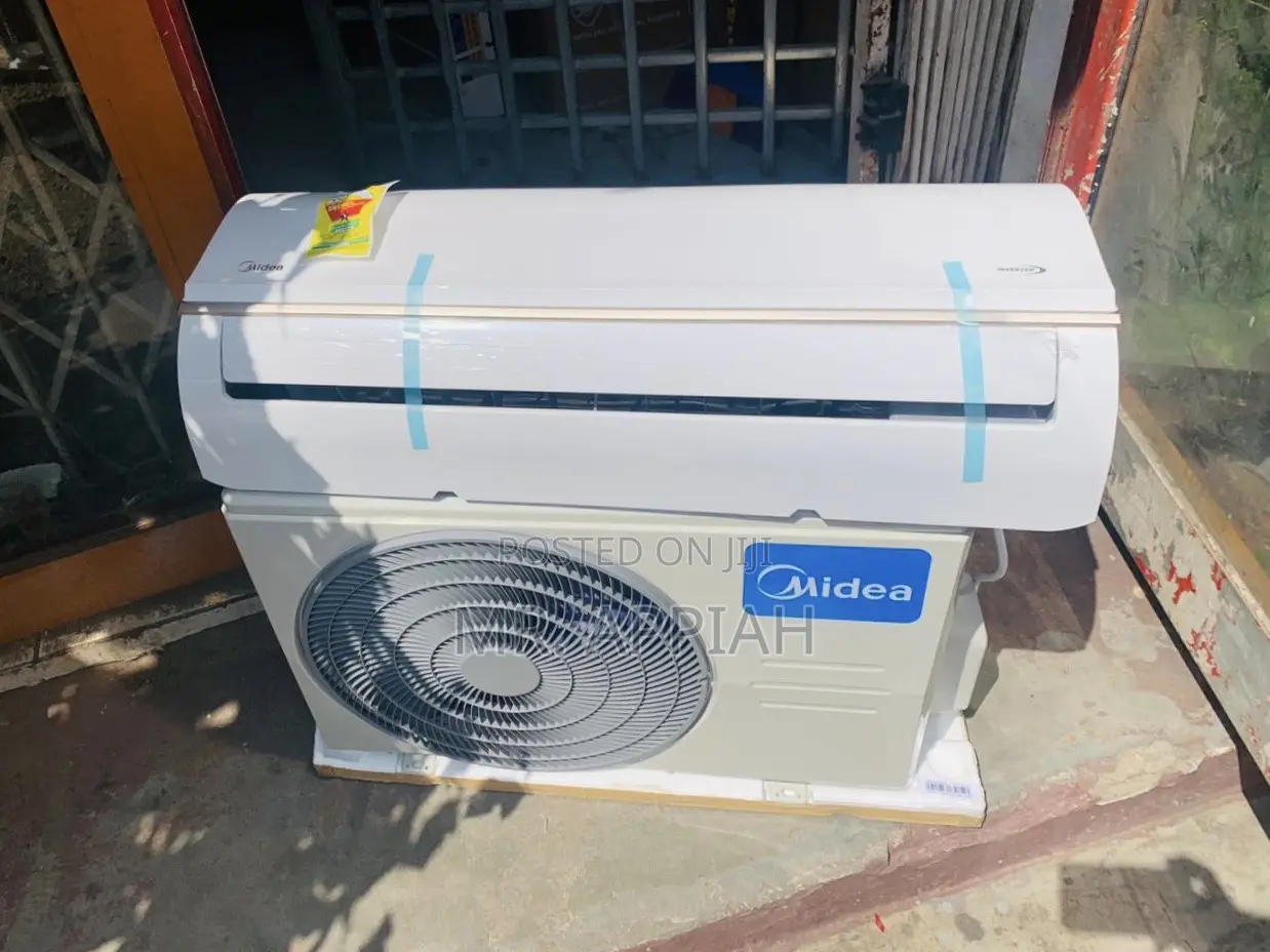 New Midea 1.5hp Non Inverter Electric Air Conditioner.