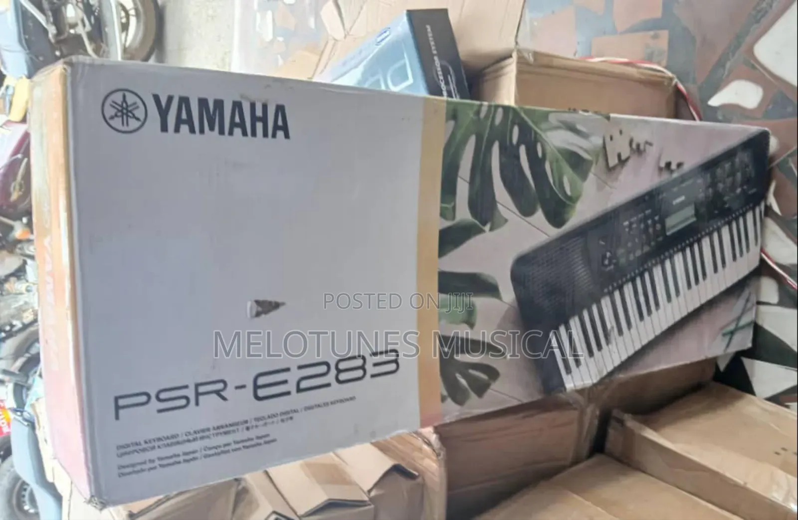 Yamaha PSR-E283 61 Key Portable Keyboard