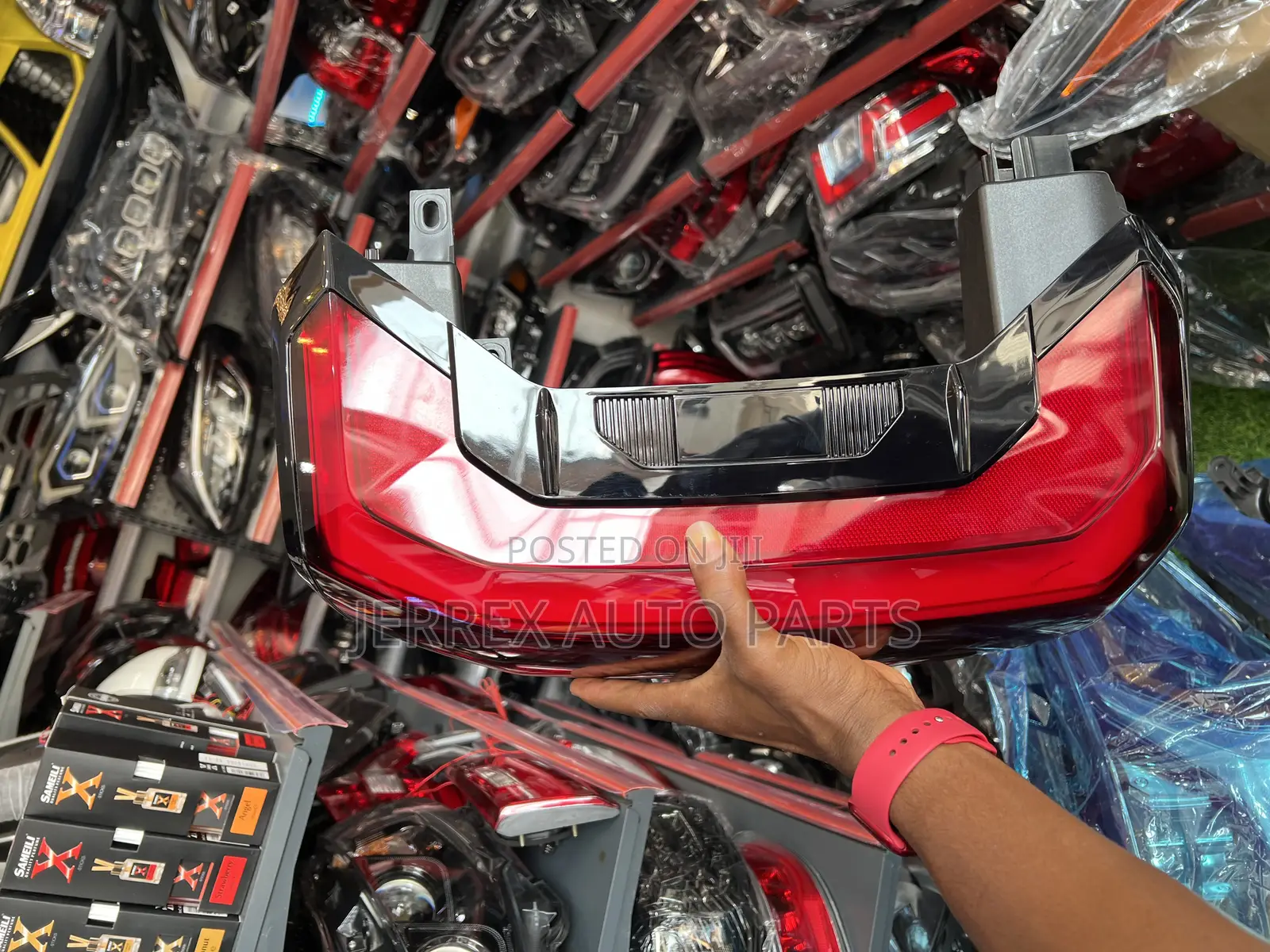 Toyota Tundra 2022-2024 Tail Light/Rear Light