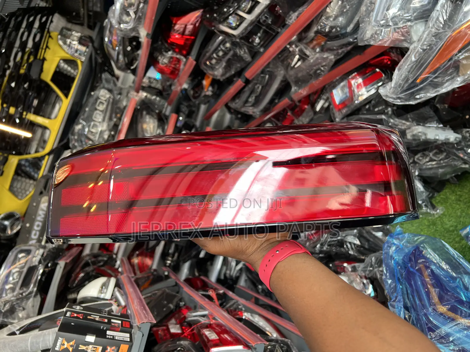 Toyota Tundra 2022-2024 Tail Light/Rear Light