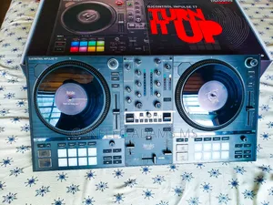 Brand New Professional Hercules Dj Control Inpulse T7