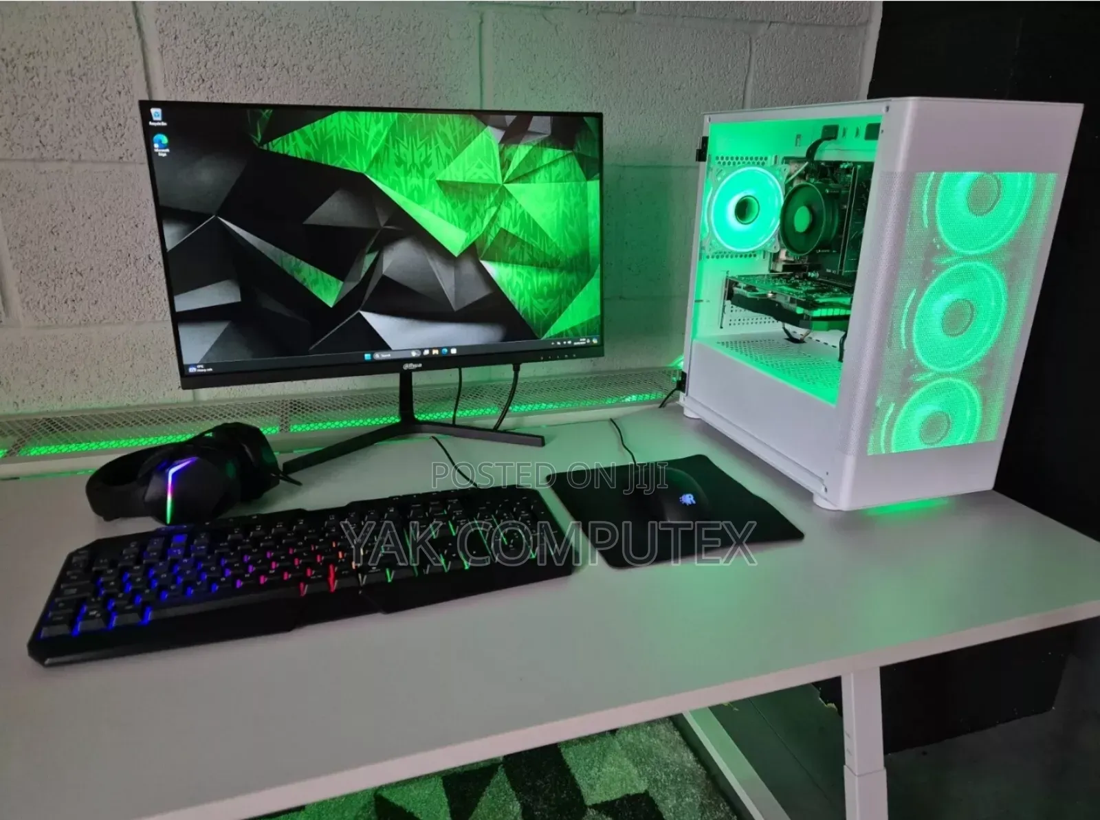 New Desktop Computer MSI model 16GB Intel Core i7 SSD 500GB