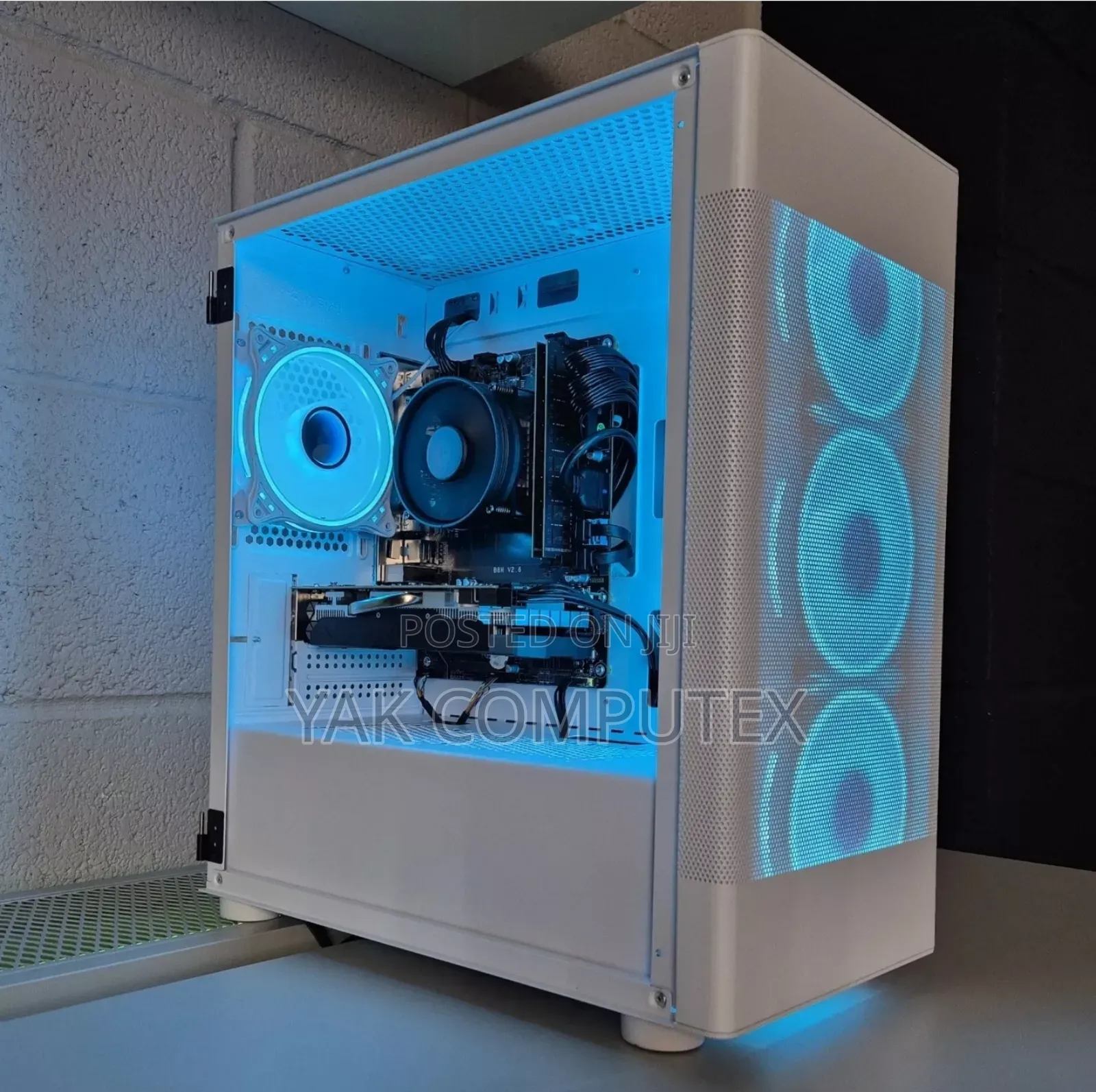 New Desktop Computer MSI model 16GB Intel Core i7 SSD 500GB