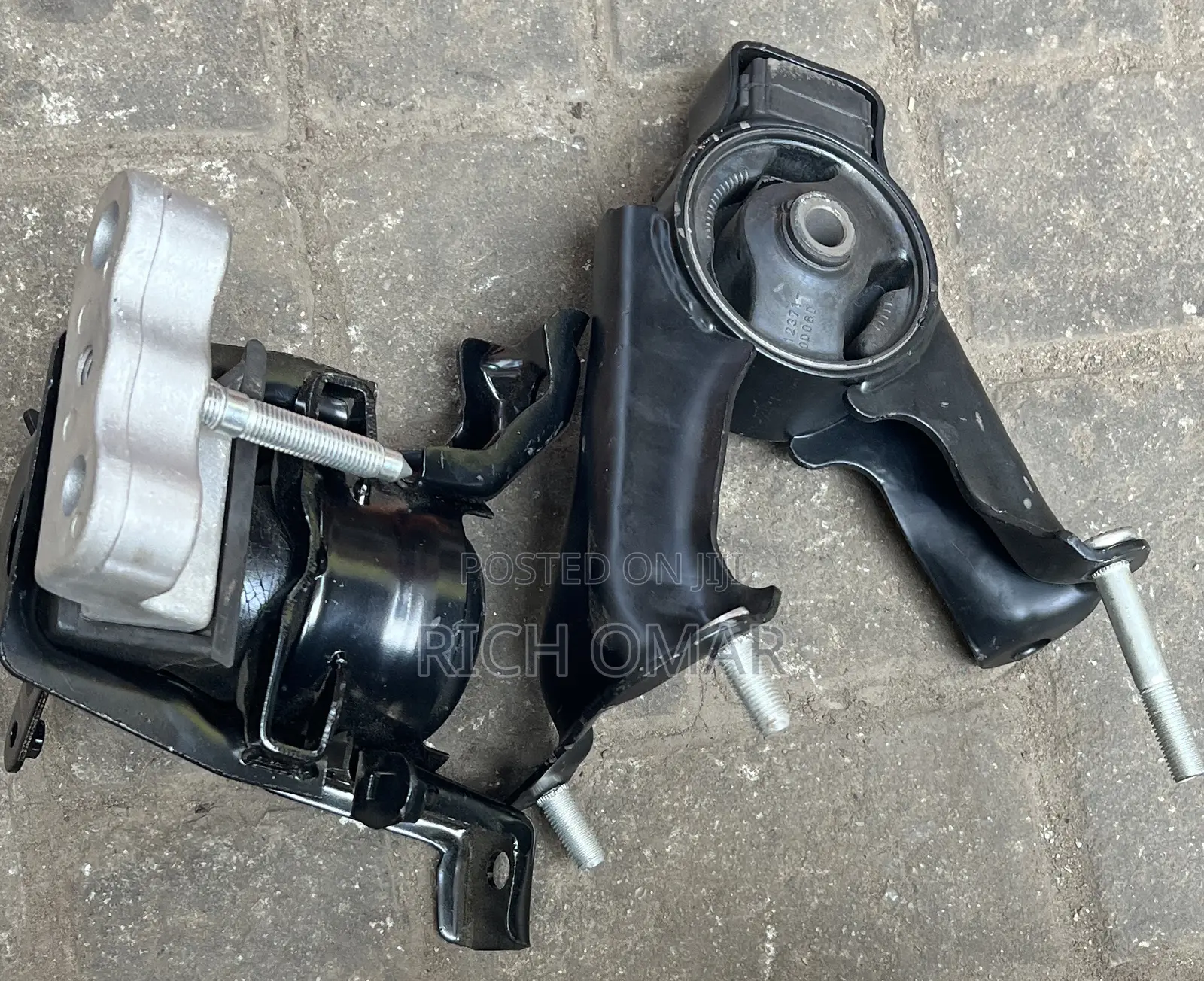 Toyota Corolla 09- 2019 Engine Seat and Gearbox Seat