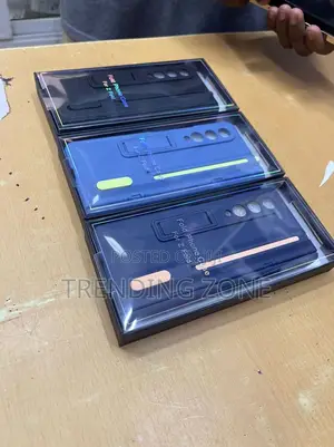 Samsung Galaxy Z Fold + Screen Protector