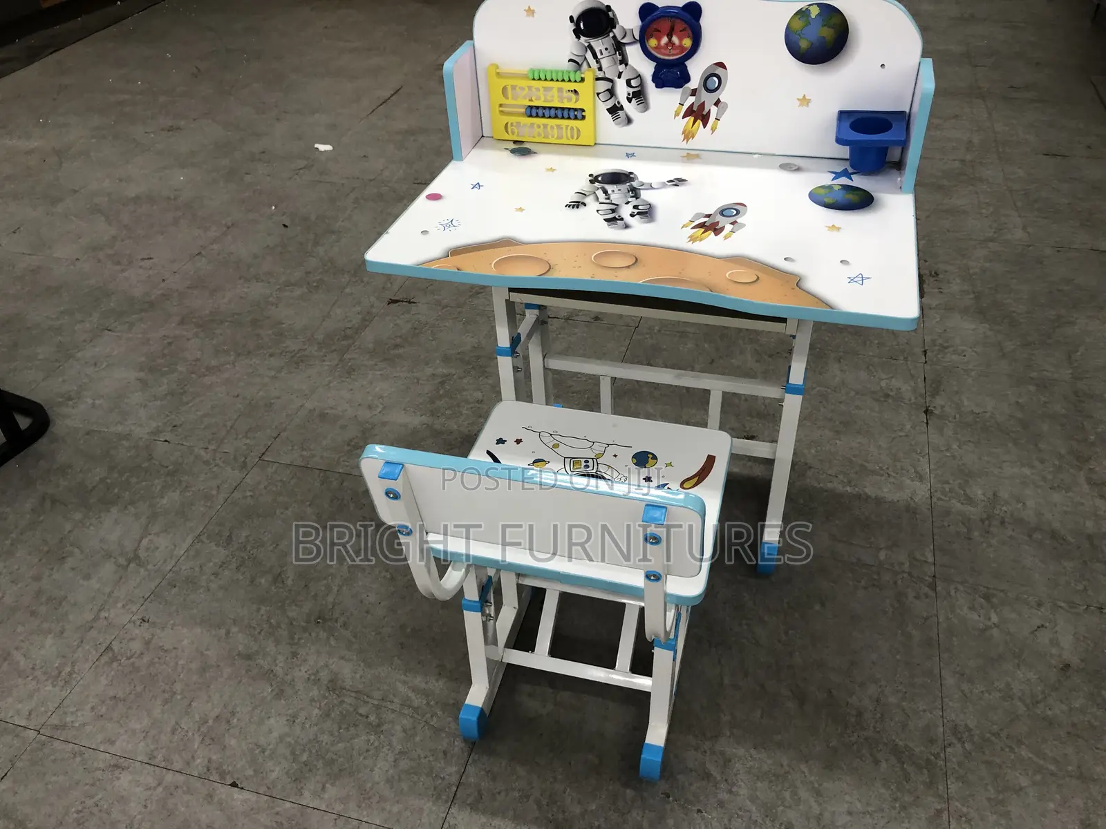 Kids Learning Table