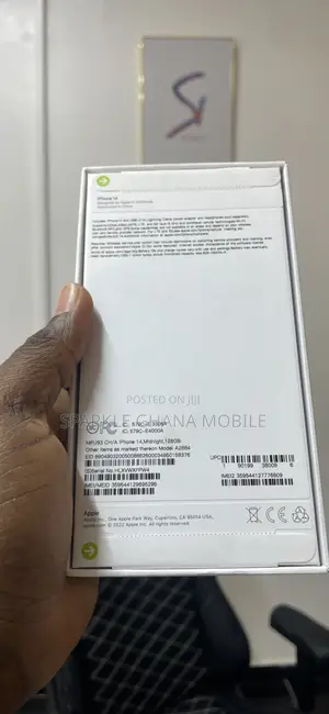 New Apple iPhone 14 128 GB Black