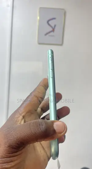 Apple iPhone 11 64 GB Green