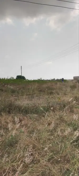 Beautiful Site With 8 Acres of Land for Sale