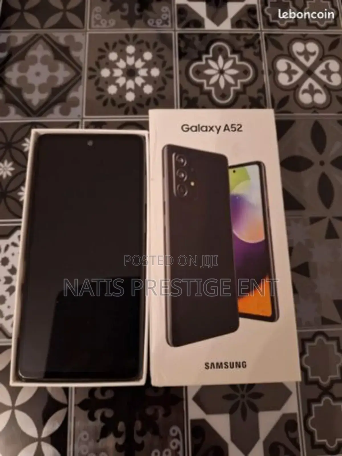 New Samsung Galaxy A52 5G 256 GB Black