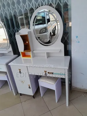 Complete Dressing Mirror With Lights
