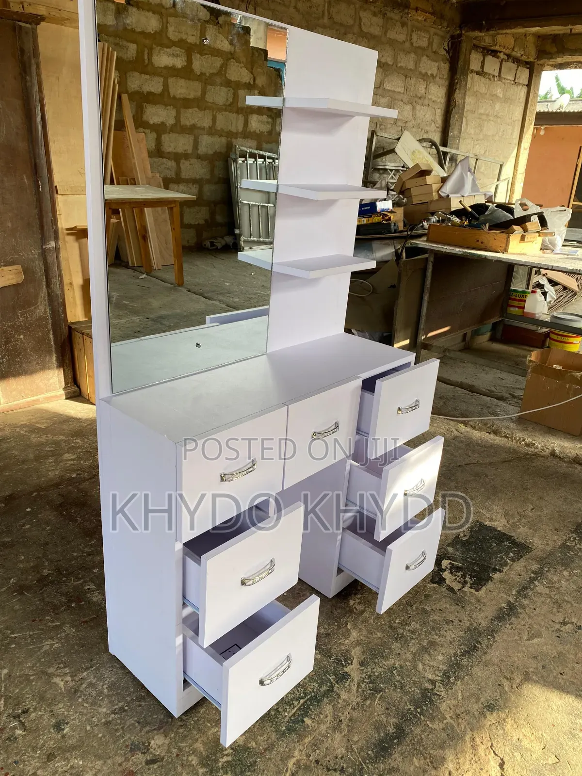 Neat Dresser(Dressing Mirror)
