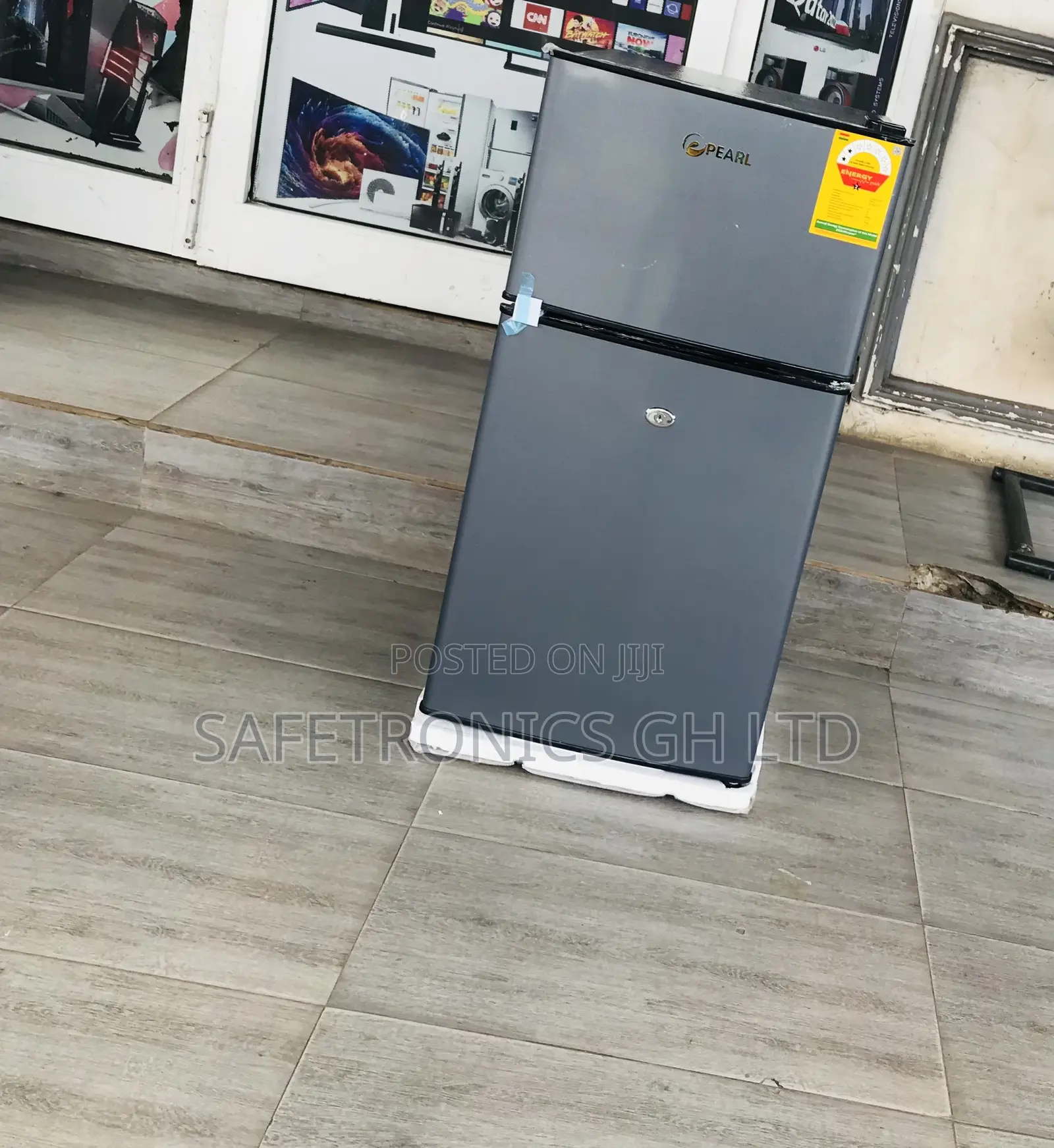 Neatly Boxed Pearl 90L 2 Doors Tabletop Top Mount Fridge