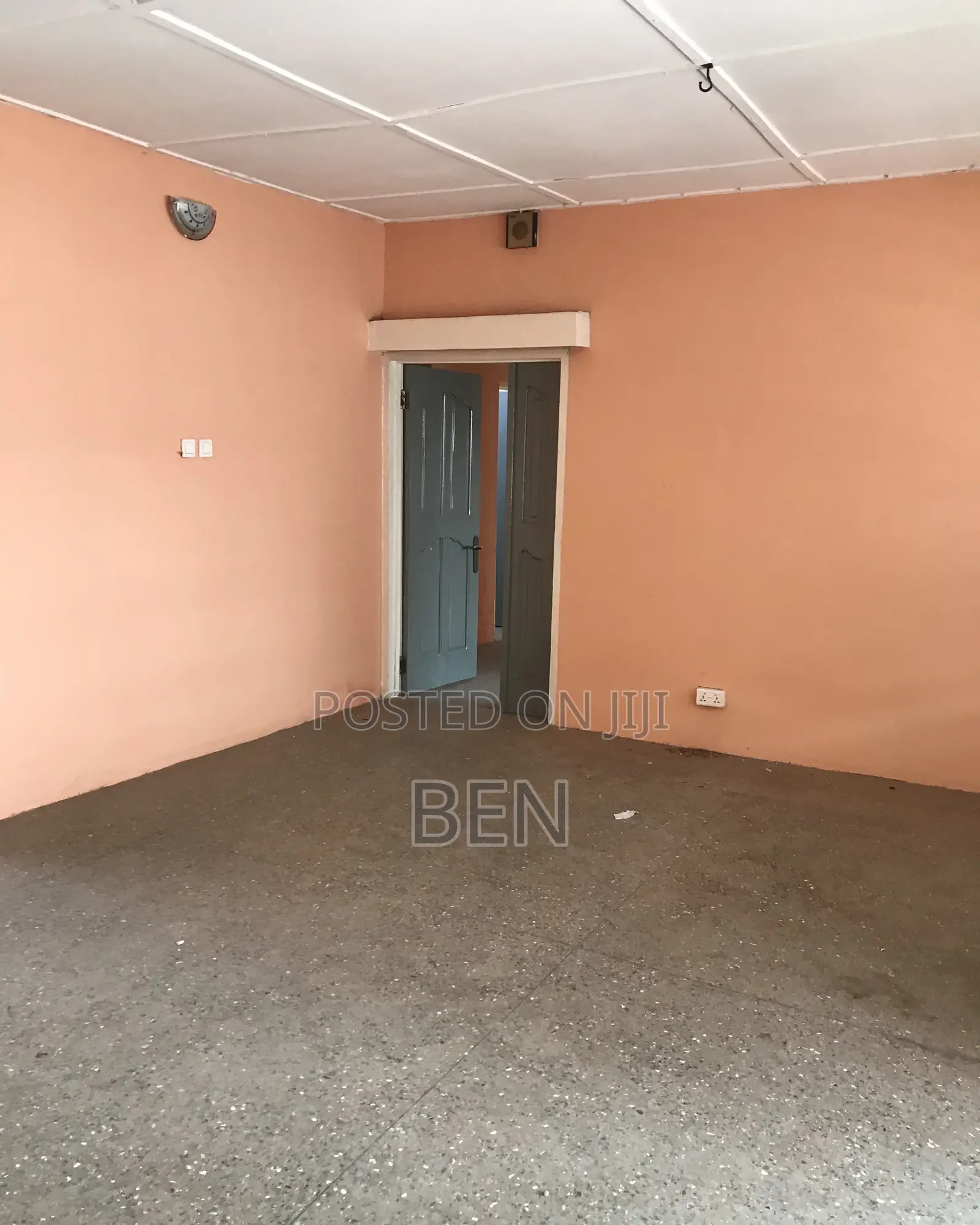 4bdrm Apartment in Abelenkpe, Abelemkpe for rent