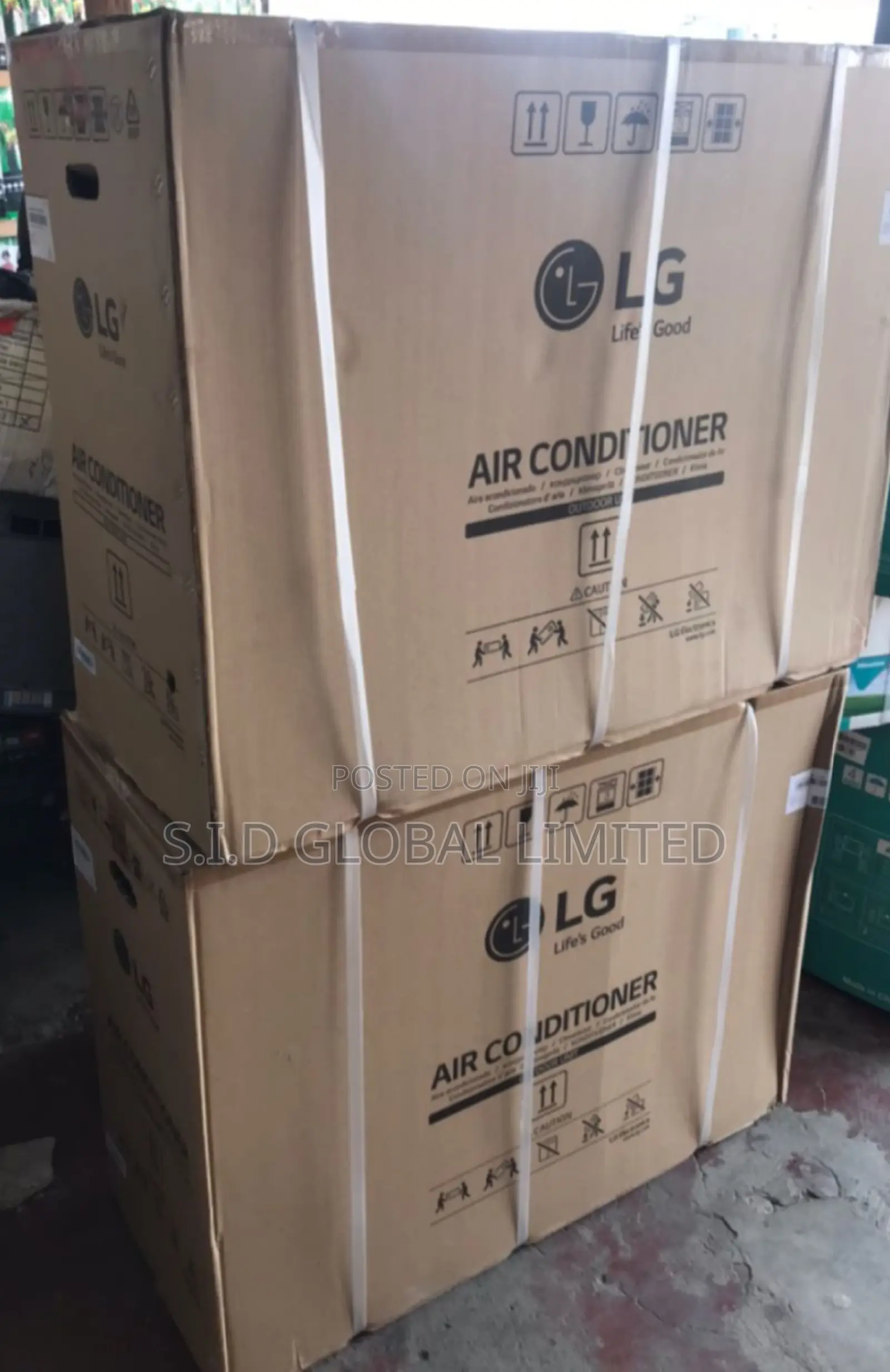 Chill Out With LG 2.5 Dual Inverter Split Air Conditioner
