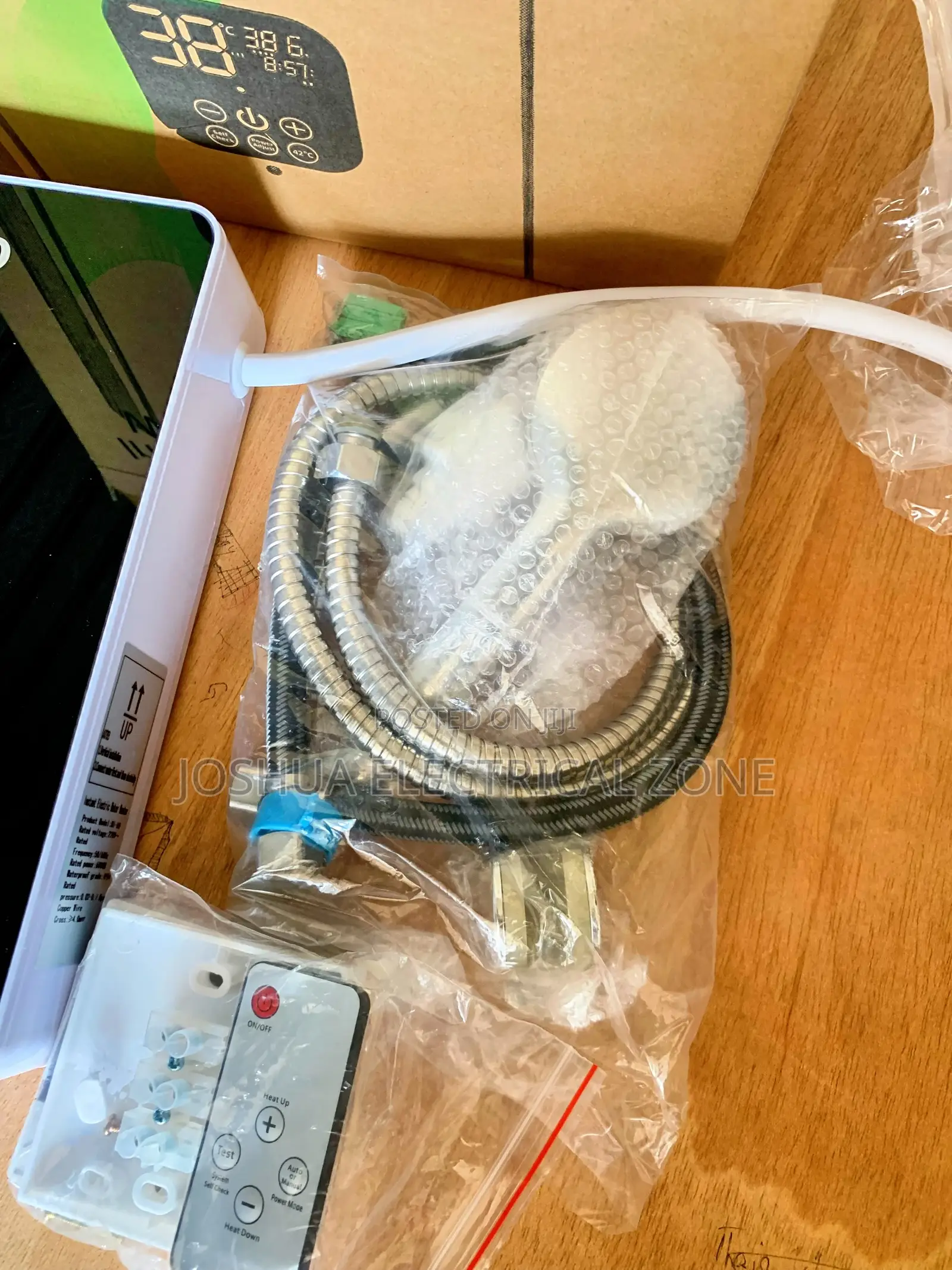 Instant Water Heater With Digital Adjustable Temperature