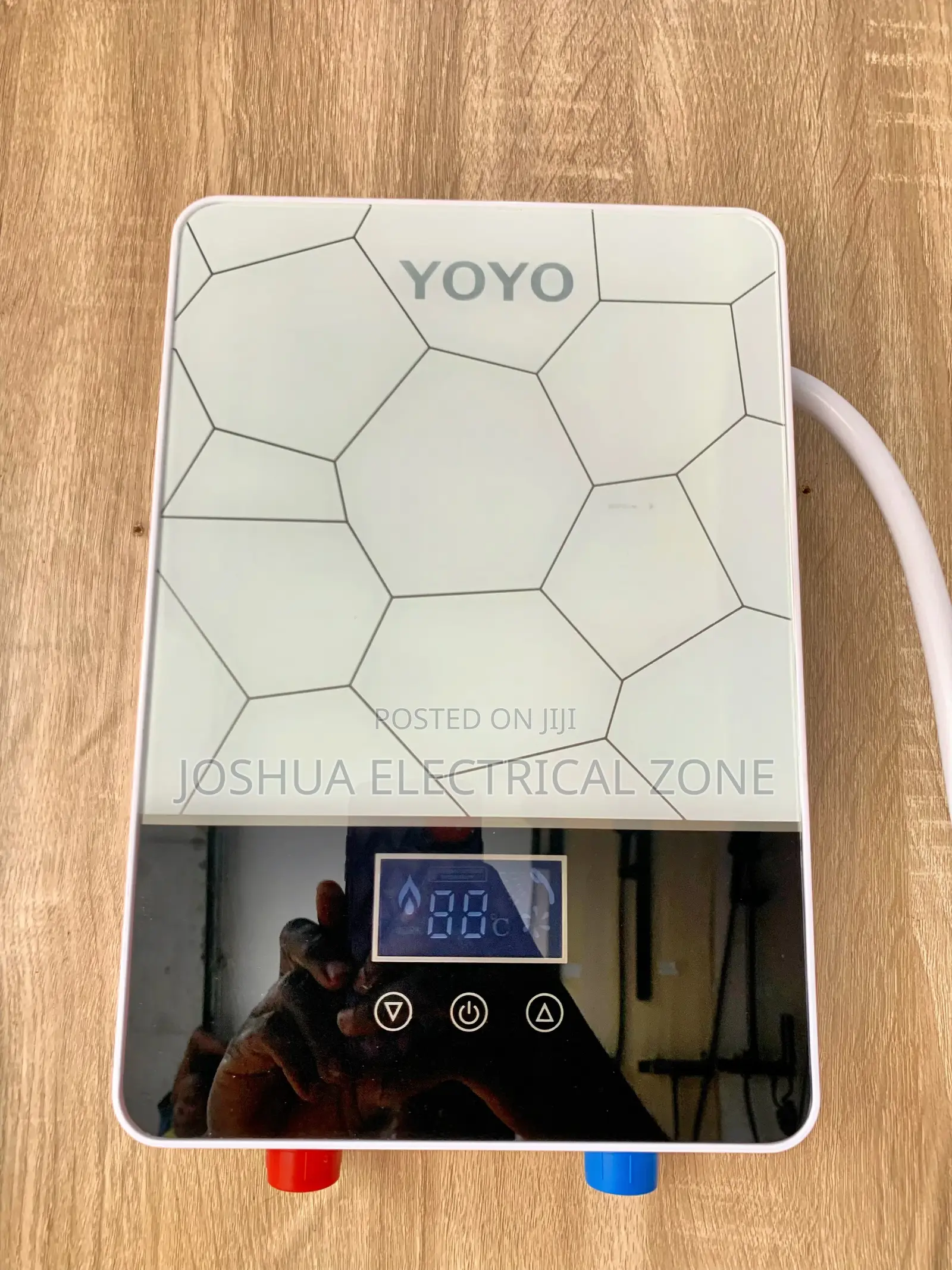 Instant Water Heater With Digital Adjustable Temperature