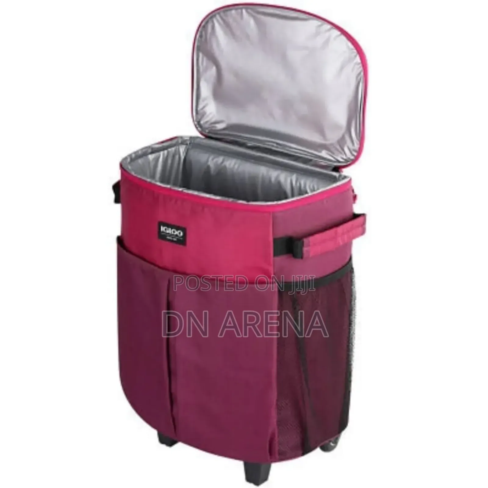 Igloo 32 Can Essentials Roller Cooler