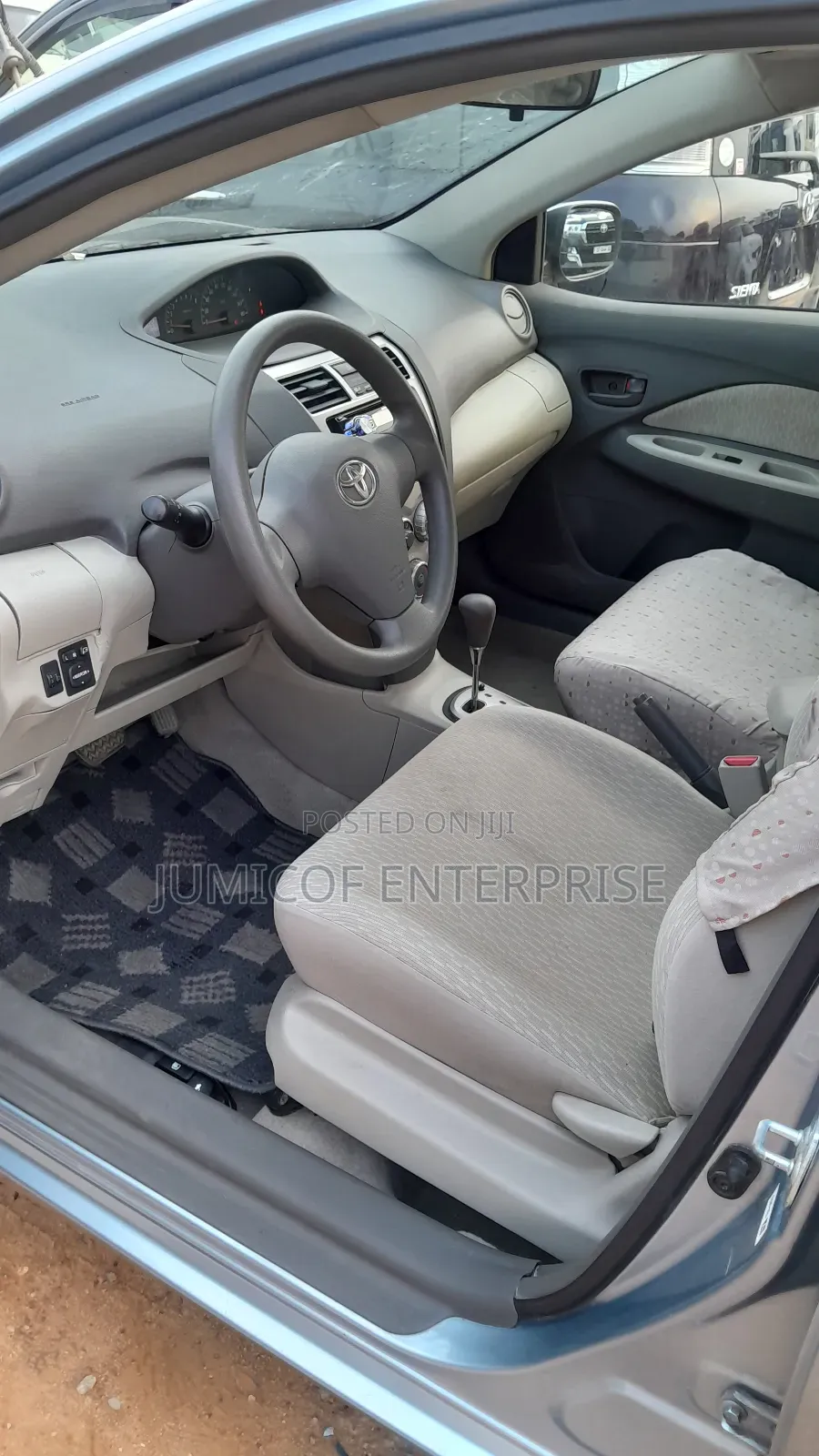 Toyota Belta 2012 Blue
