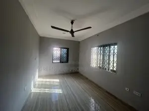 3bdrm House in Amrahia, Adenta for sale