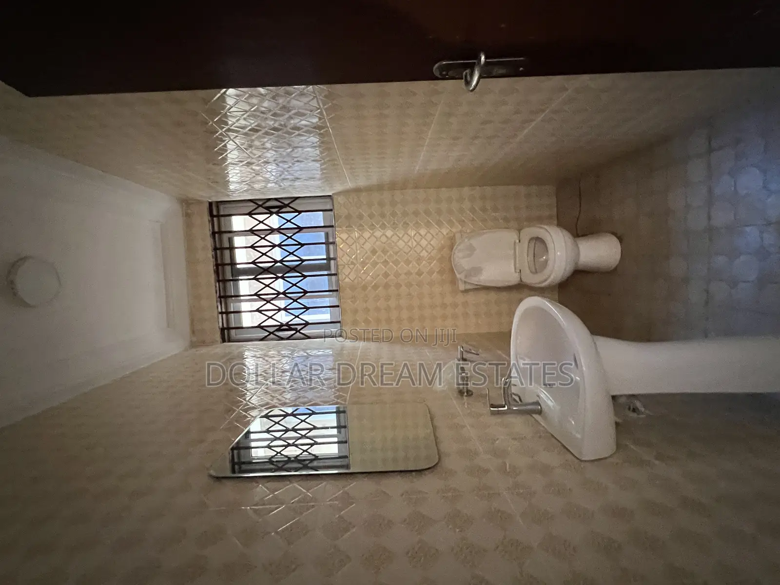 3bdrm House in Oyarifa for sale